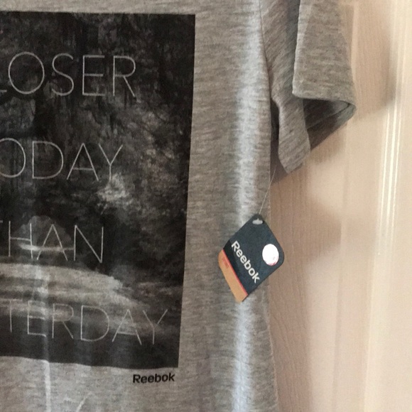 Brand new !!!Gray Reebok sports T-shirt - Picture 3 of 3